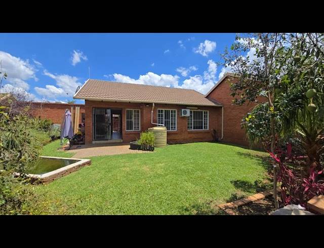 2 BEDROOM TOWNHOUSE FOR SALE IN MONTANA